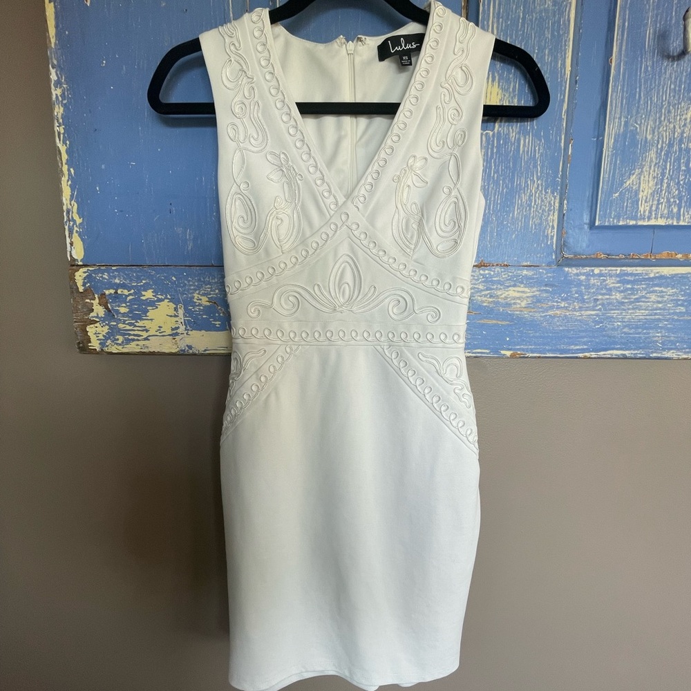 Lulu’s White dress